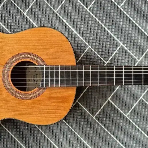 [BUNJANG] Kim Jeong-guk Classic Cedar Solid Top Classical Guitar 2023 / 김정국 클래식 (2023년제작)