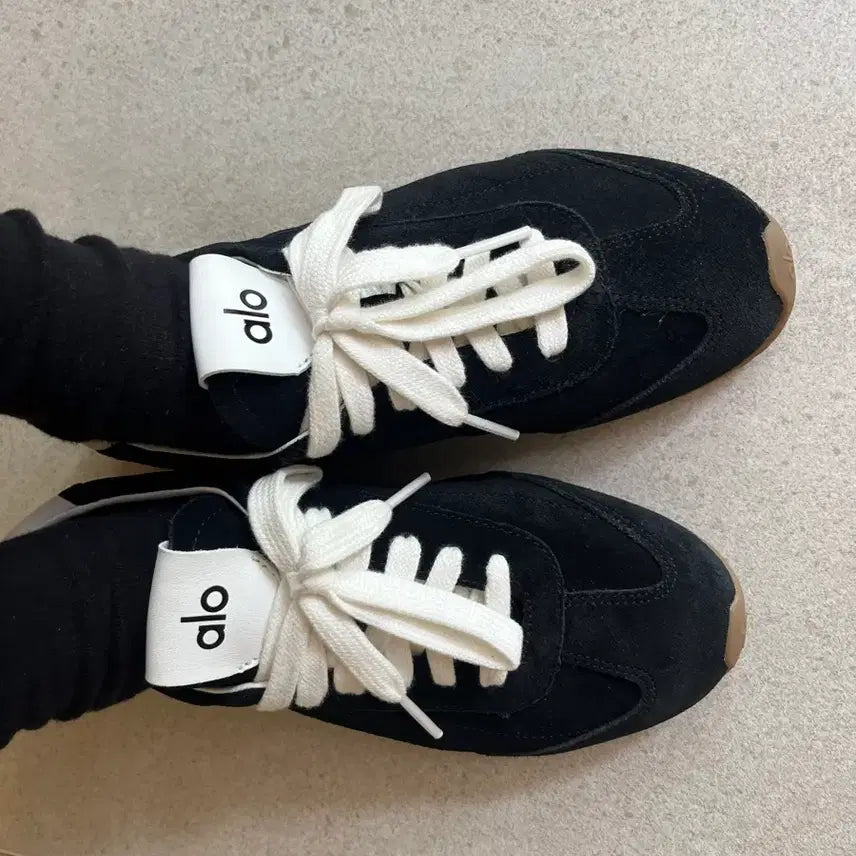 [BUNJANG] Alo Sunset Sneakers / 알로 alo 선셋 스니커즈 245
