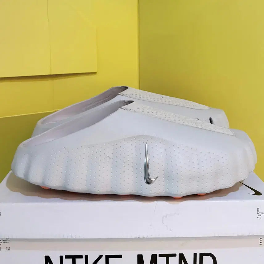 [BUNJANG] Nike Mind 001 Light Smoke Grey Chrome US 9.5 / 나이키 마인드 001 라이트 스모크 그레이 크롬 275MM
