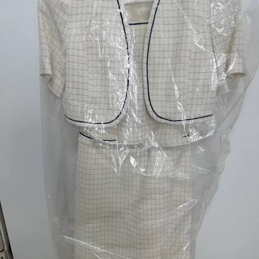 [BUNJANG] Line Addiction Tweed Jacket Skirt Set / 라인 어딕션 트위드 자켓 스커트 세트