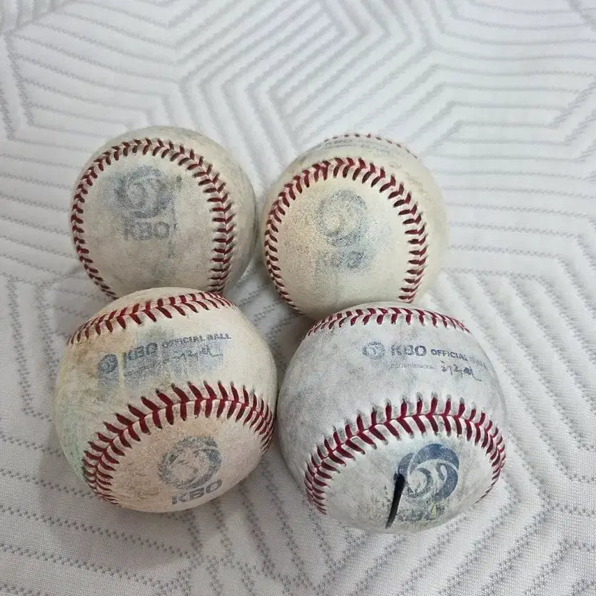 [BUNJANG] KBO Official Baseball 4-Ball Bundle / KBO 공인구 4구 일괄판매