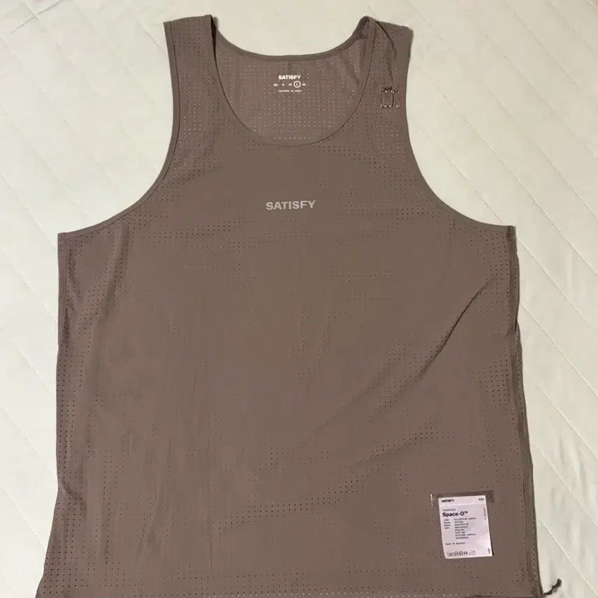 [BUNJANG] Satisfy Spaceo Singlet Falcon L / 새티스파이 스페이스오 싱글렛