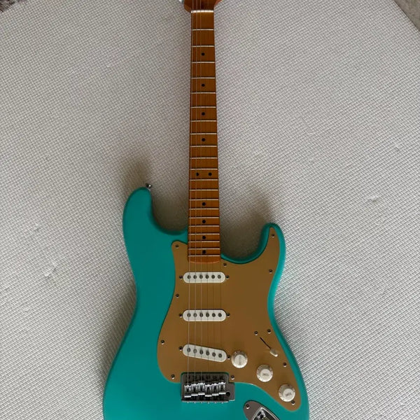 [BUNJANG] Squier 40th Anniversary Stratocaster Vintage Edition Electric Guitar / Squier 스콰이어 40주년 스트라토캐스터 빈티지 에디션 팝니다