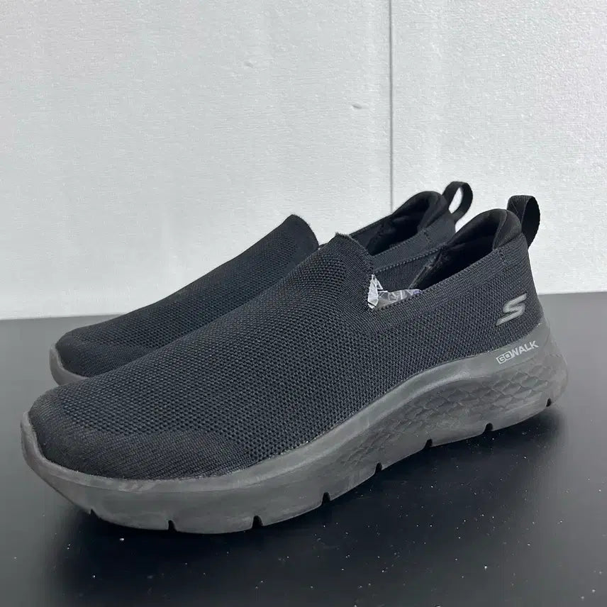 [BUNJANG] Skechers GoWalk Flex Sneakers / 스케쳐스 고워크 플렉스 운동화 (255)
