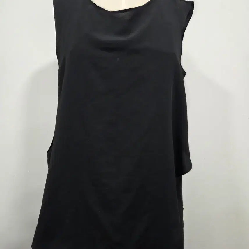 [BUNJANG] System Black Back Detail Sleeveless Blouse / 한섬 시스템  블랙 백 변형 슬리브리스 블라우스