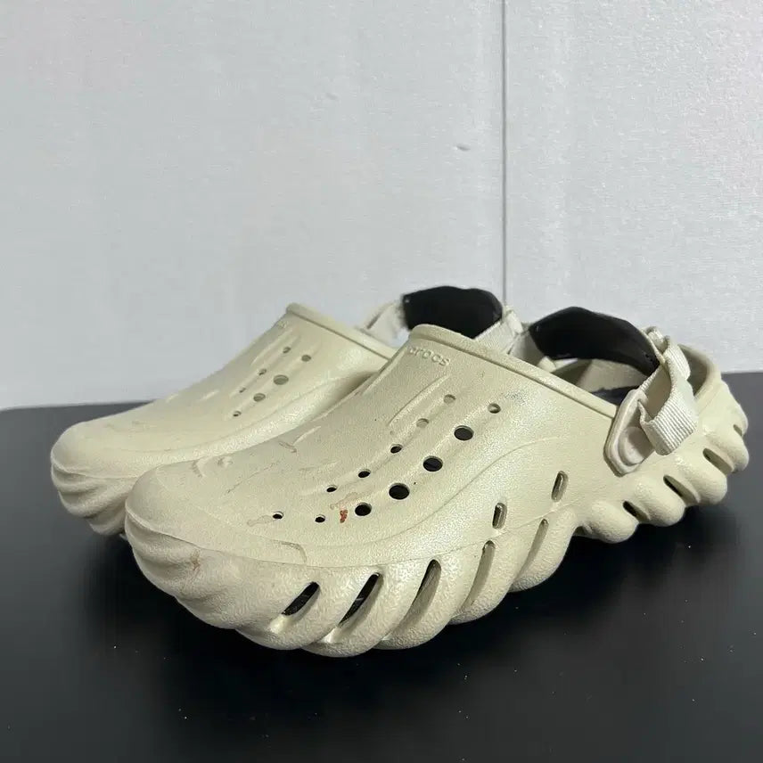 [BUNJANG] Crocs Echo Clog (M8/265) / 크록스 에코 클로그 본 (M8/265)
