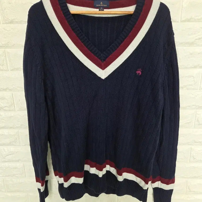 [BUNJANG] Brooks Brothers V-Neck Knit Navy / 브룩스브라더스 V넥 니트 네이비