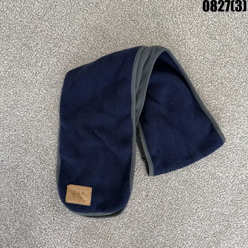 [BUNJANG] GAP Fleece Scarf Navy / GAP 플리스 머플러 네이비