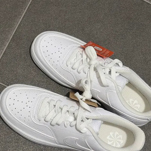 [BUNJANG] Nike Sneakers White / 나이키 스니커즈 260