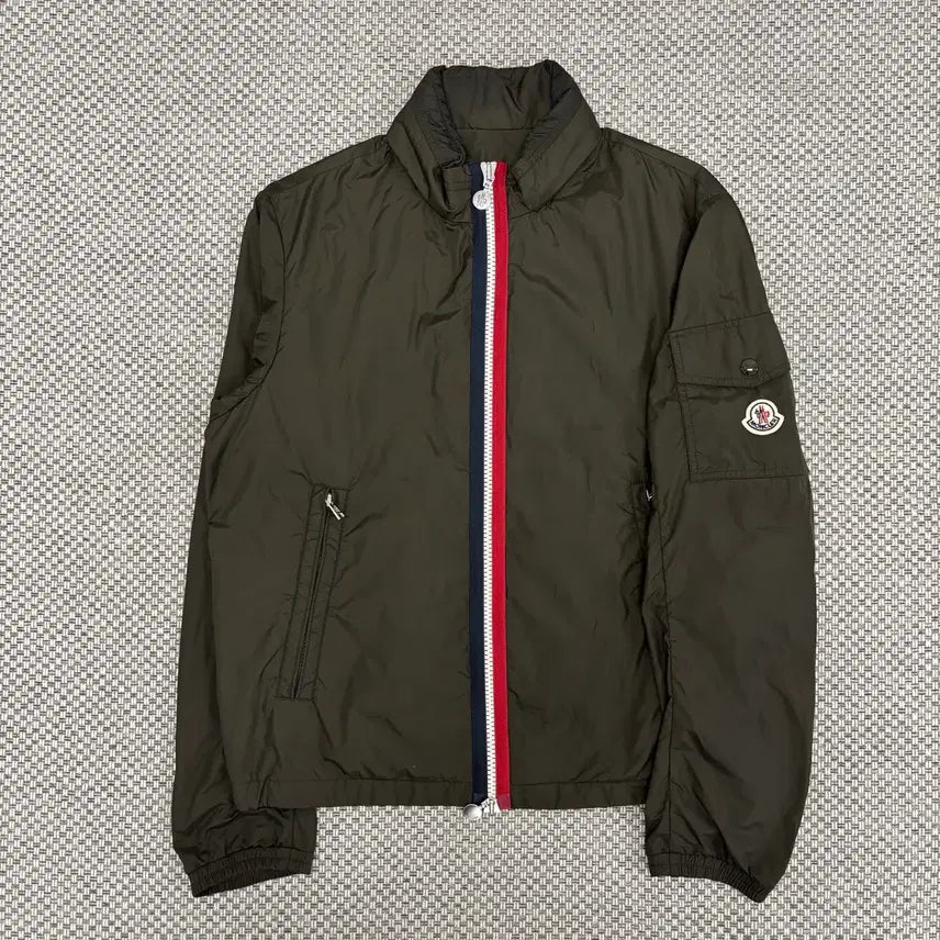 [BUNJANG] Moncler Logo Patch Windbreaker Jacket / [3]몽클레어 와펜패치 바람막이