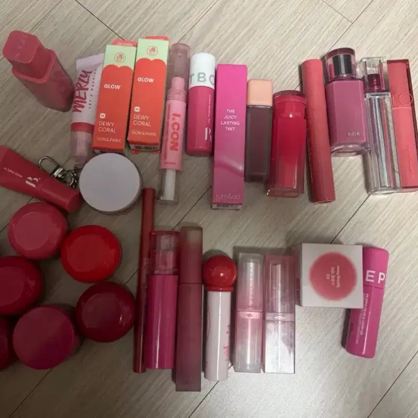 [BUNJANG] Lip Tint Cosmetic Bundle (30 pieces) / (30개)틴트 립 색조 화장품 일괄