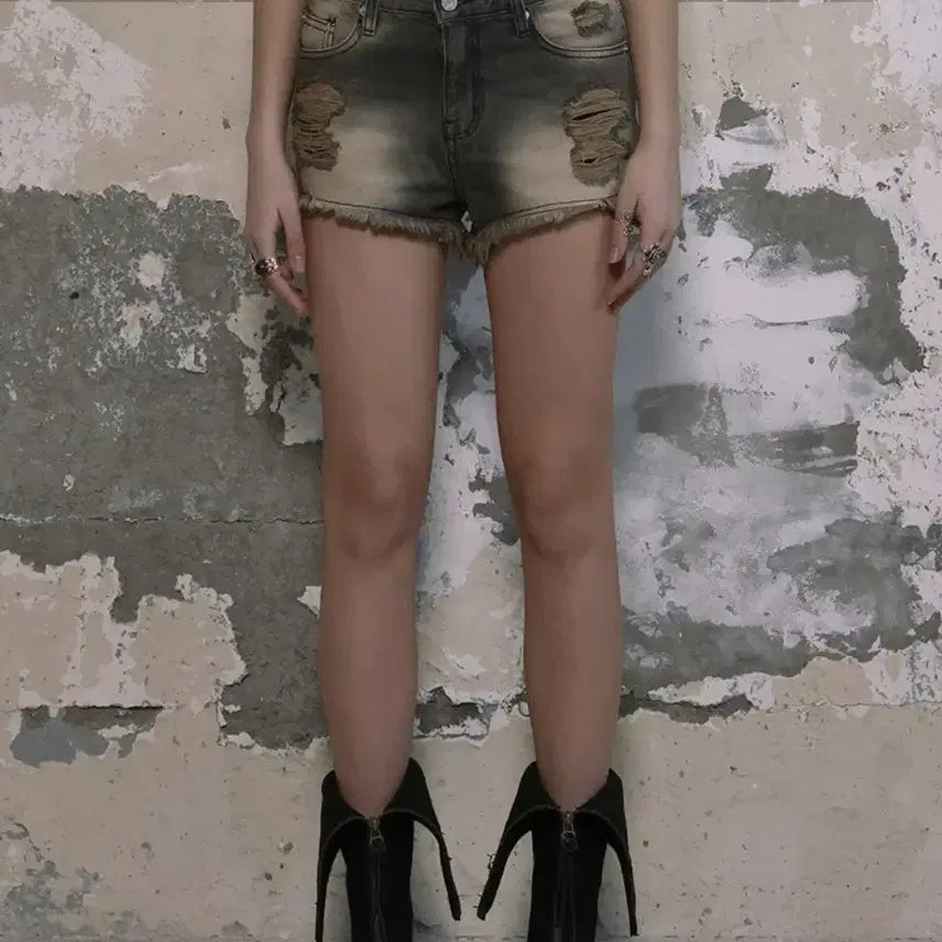 [BUNJANG] Bohemian Seoul Damage Washed Shorts Grey / 보헤미안서울 데미지 워싱 반바지 그레이 팔아요