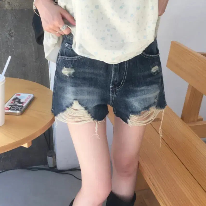[BUNJANG] Vintage Washed Denim Distressed Shorts L / 빈티지 워싱 데미지 숏팬츠 L (새상품)