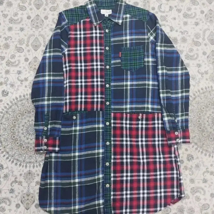 [BUNJANG] Tititicaca Patchwork Check Long Shirt (Size M) / tititicaca 티티카카 패치워크 체크 롱 셔츠 M (55까지)