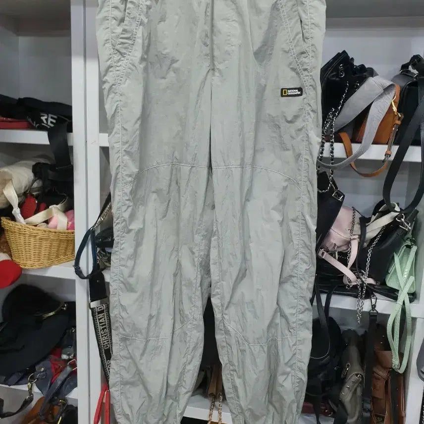 [BUNJANG] National Geographic Jogger Pants (Unisex) / 내셔널지오그래픽 트레이닝 조거 팬츠 호칭71 둘레76 공용