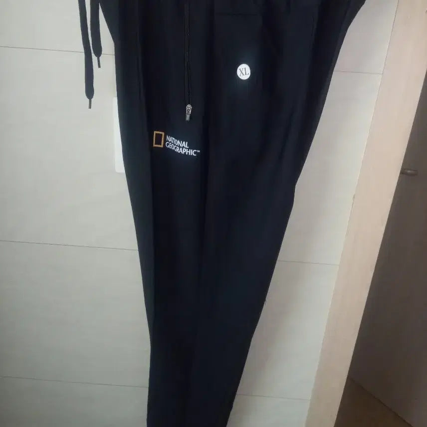 [BUNJANG] National Geographic Spring/Fall Slim Fit Pants XL Black / 내셔널 지오그래픽 춘추용 팬츠 XL 새상품 블랙