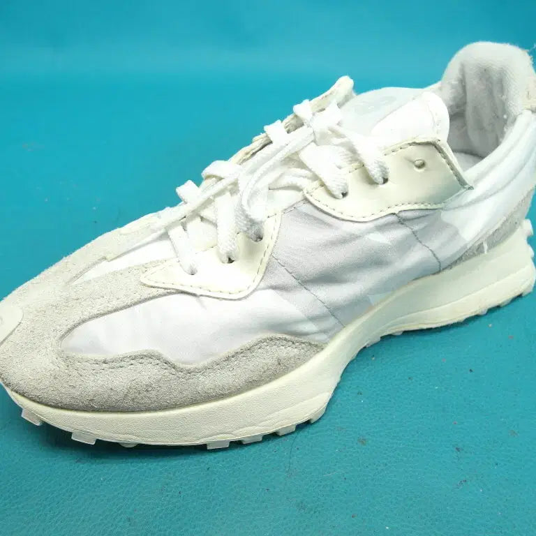 [BUNJANG] New Balance 327 Sneakers (240) / 240/r3-128/뉴발란스 327 스니커즈 운동화/구제특별시