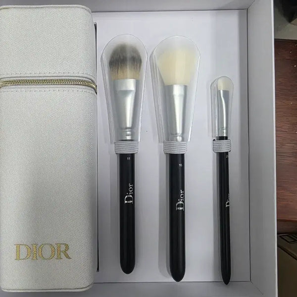[BUNJANG] Dior Makeup Brush Set - White / 디올 메이크업 브러쉬 세트 화이트