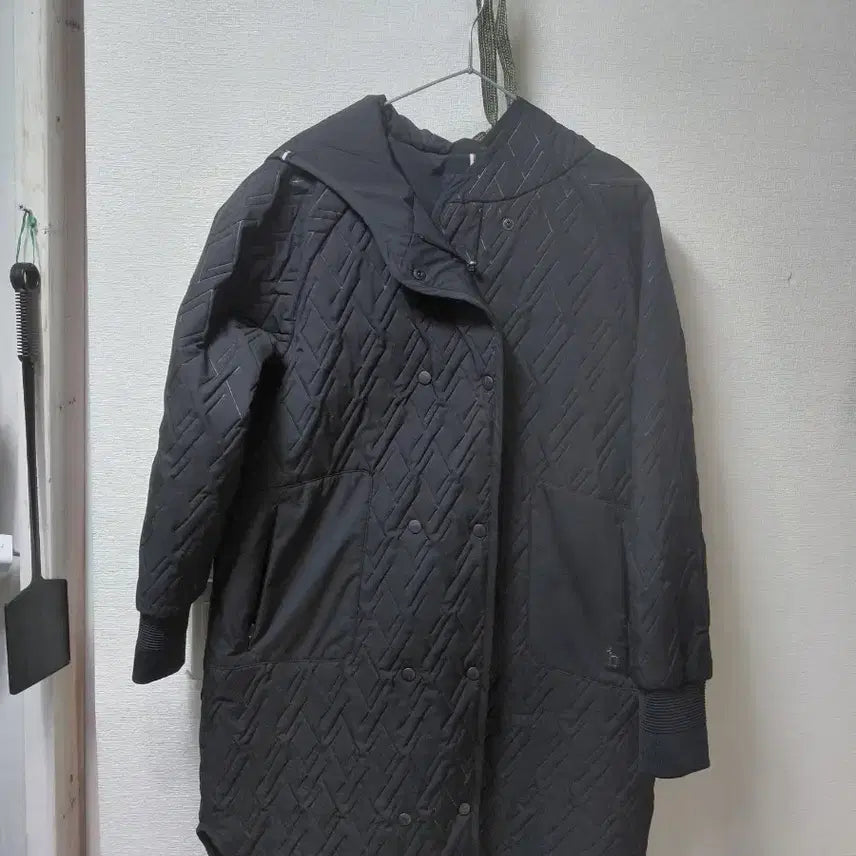 [BUNJANG] Hazzys Women's Quilted Jumper Black Size 95 / 여성헤지스점퍼95
