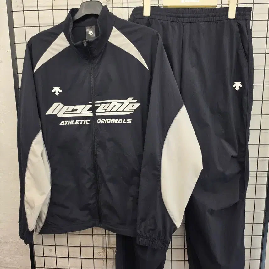 [BUNJANG] Descente Training Set Navy / 데상트 트레이닝 세트 네이비