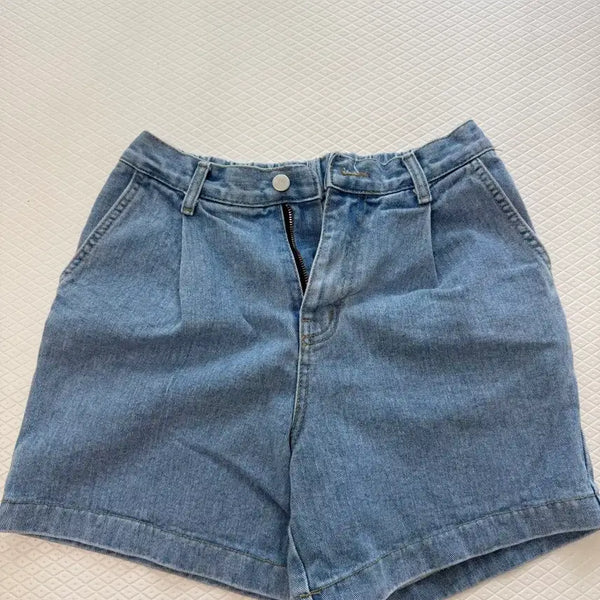 [BUNJANG] Light Wash Denim Shorts / 데님 숏팬츠 연청 판매합니당