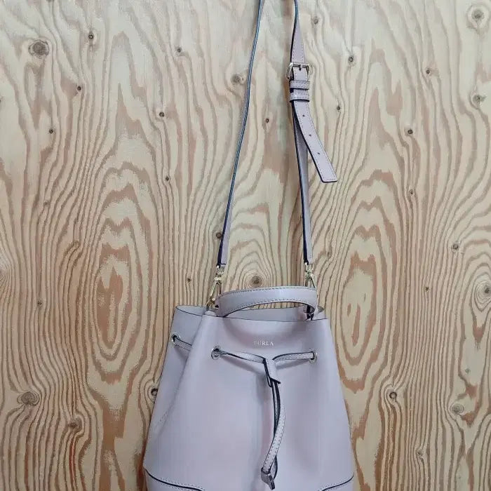 [BUNJANG] FURLA Stacy Bucket Bag (Light Pink) / [정품] 훌라 스테이시 버킷백 (라이트핑크/복조리가방)