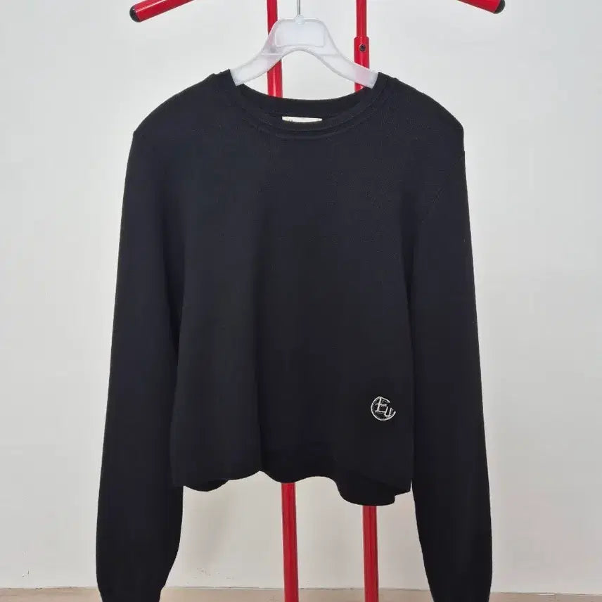 [BUNJANG] IT MICHAA Lettering Black Knit / 잇미샤 레터링 블랙니트/82