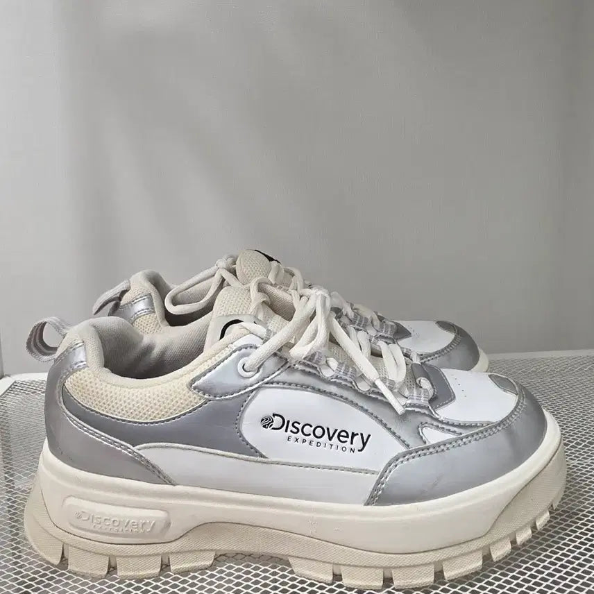 [BUNJANG] Discovery Brick Silver Chunky Sneakers / 245디스커버리 브릭 실버 어글리슈즈  -