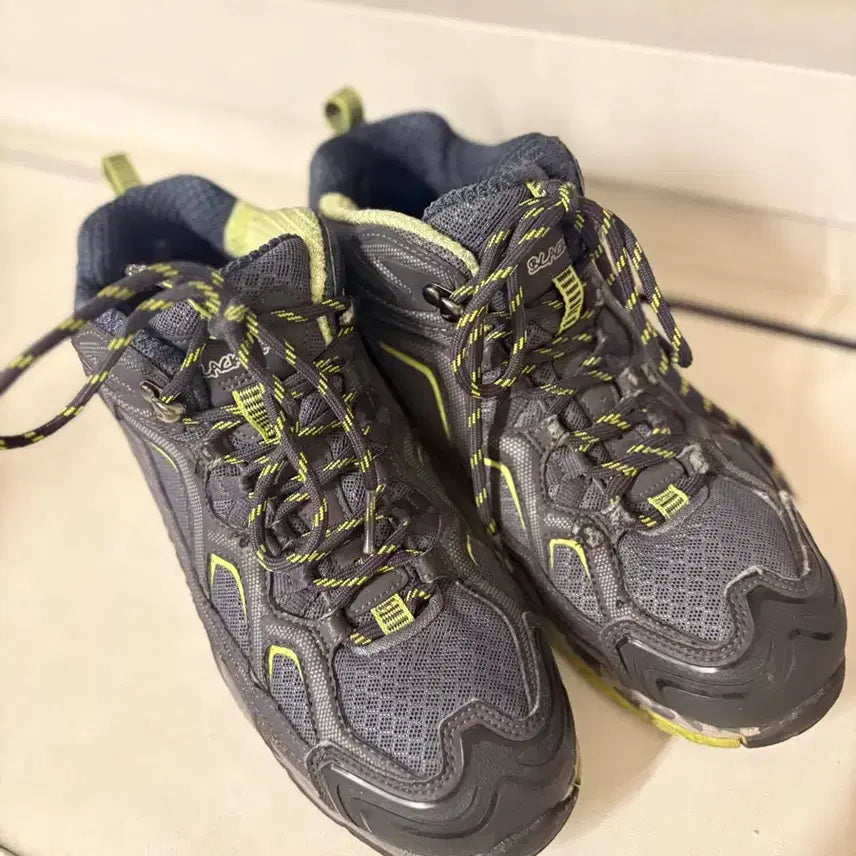 [BUNJANG] Blackyak Hiking Boots Grey 240 / 블랙야크 등산화 그레이 240