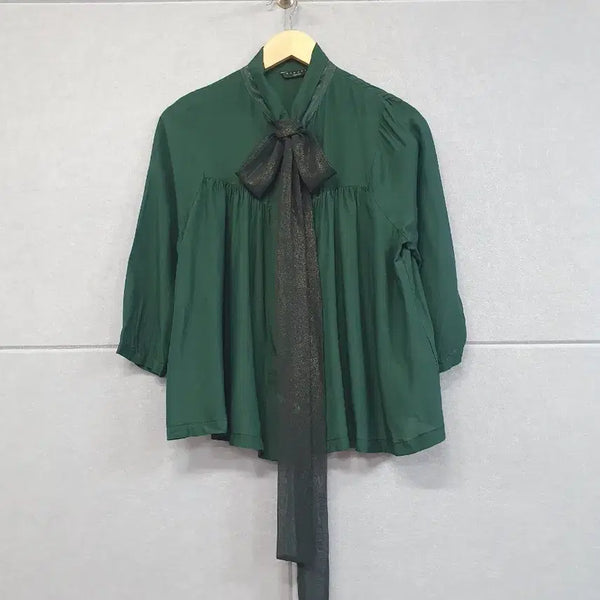 [BUNJANG] Sisley Green Ribbon Blouse / #시슬리 그린 리본 블라우스 85