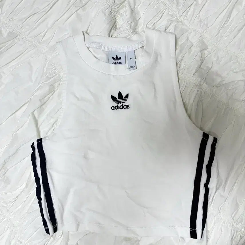 [BUNJANG] Adidas Crop Tank Top XS White / 아디다스 크롭 나시 XS 화이트