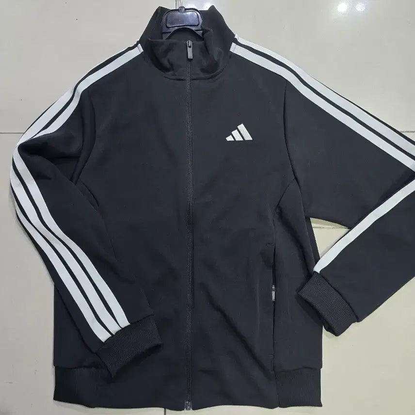 [BUNJANG] Adidas Loose Fit Doubleknit Track Top / 아디다스 루즈 핏 더블니트 트랙 탑 한번착용