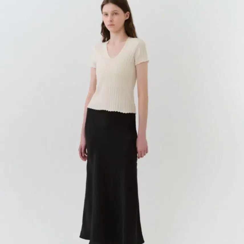 [BUNJANG] Leete Maxy Satin Skirt Black / 르에떼 맥시 새틴 스커트 블랙