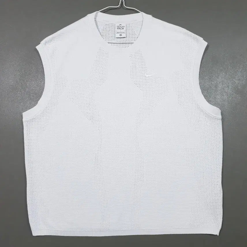 [BUNJANG] Nike NSW 23ss Techpack Swoosh Engineered Knit Sleeveless Top L / L) 나이키 NSW 신형 23ss 테크팩 스우시 엔지니어드 니트 민소매 탑