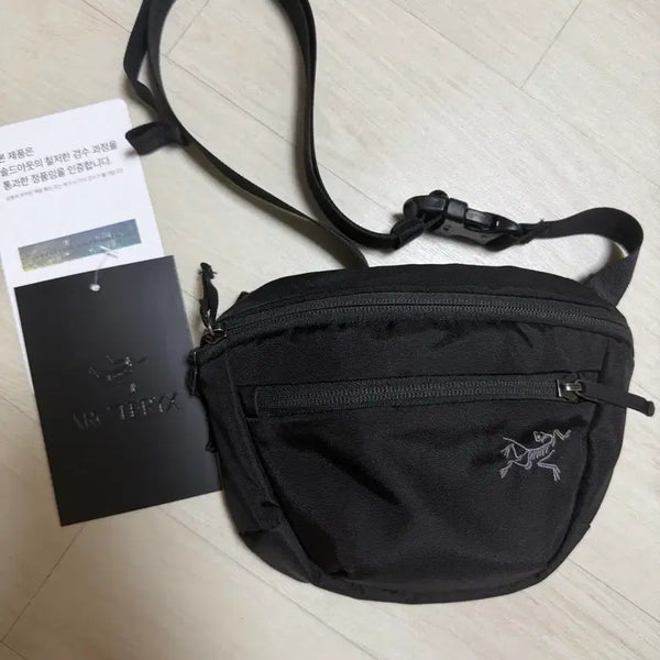 [BUNJANG] Arc'teryx Mantis 1 Waist Pack Black / 아크테릭스 맨티스1 웨이스트팩 블랙