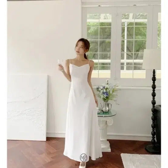 [BUNJANG] Mobandi White Wedding Dress M / 모반디 화이트 웨딩드레스 M