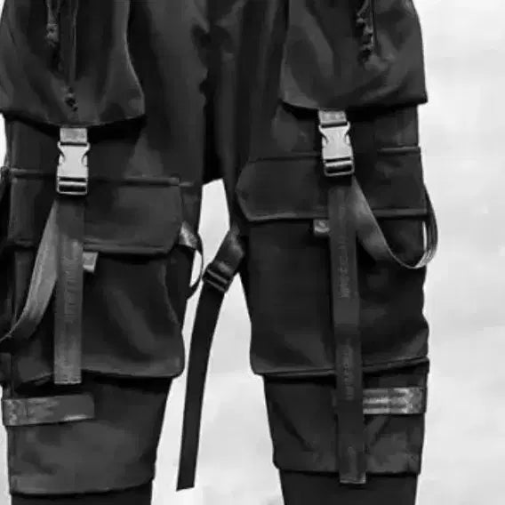 [BUNJANG] Techwear Multi-Pocket Tactical Pants / 테크 웨어 멀티 포켓 레깅스   전술바지