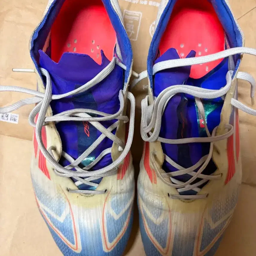 [BUNJANG] Adidas Soccer Cleats Size 275 / 아디다스 축구화 275
