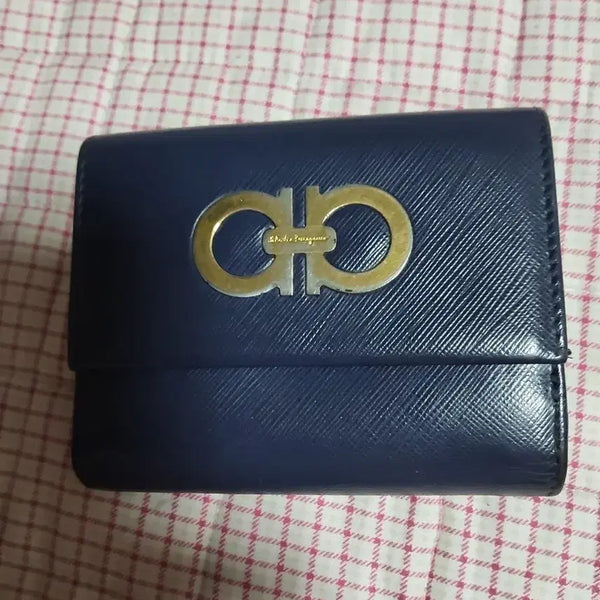 [BUNJANG] Salvatore Ferragamo Gancini Wallet Navy / 페라가모 간치니 지갑 네이비
