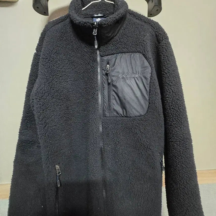 [BUNJANG] Columbia Fleece Jacket Black / 컬럼비아 플리스 자켓 블랙