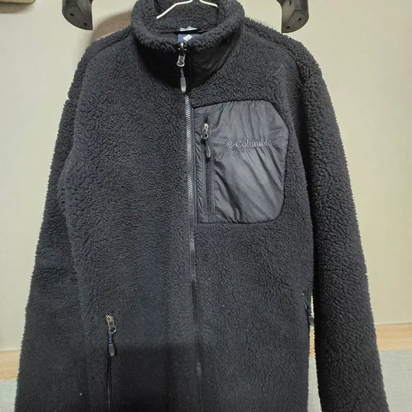[BUNJANG] Columbia Fleece Jacket Black / 컬럼비아 플리스 자켓 블랙