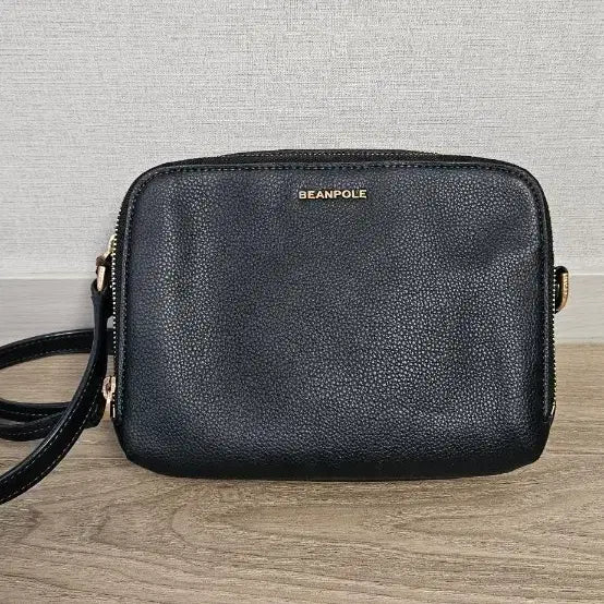 [BUNJANG] Beanpole Mini Crossbody Bag / 빈폴 미니 크로스백