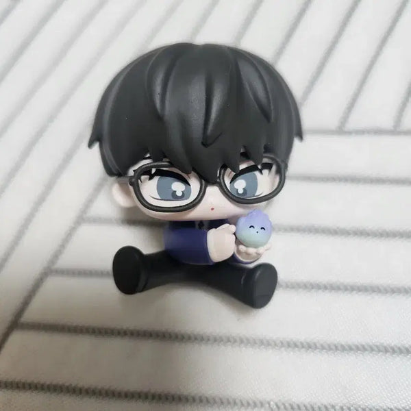 [BUNJANG] GyeDamChulGeun All Sitting Figure 'Grape' / 괴담출근 모두 앉아 피규어 포도