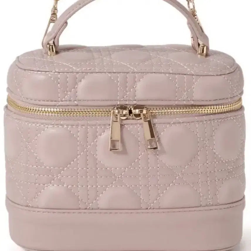 [BUNJANG] GRL Quilting Vanity Bag / grl 그레일 퀄팅 바니티 백