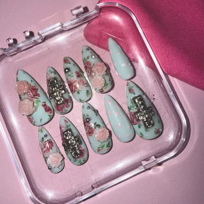 [BUNJANG] Mint Core Handmade Nail Tips - Flower Cross Design / 민트코어 꽃 십자가 수제네일팁 판매 주문제작 장미 도트 네일팁