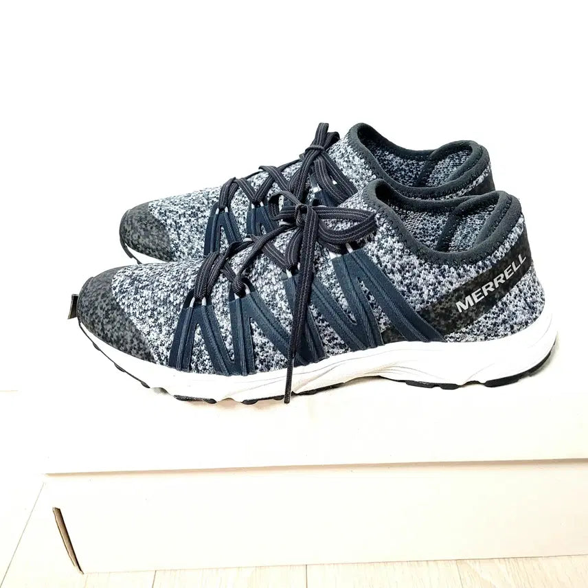 [BUNJANG] Merrell Running Shoes Lightweight Knit Sneakers / 정품)머렐 런닝화  (225~230가능) 상태깨끗