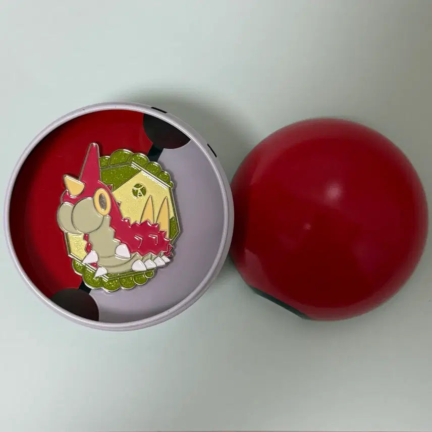 [BUNJANG] Pokemon Monster Ball Random Badge Genesect / 포켓몬 몬스터볼 랜덤 뱃지 개무소