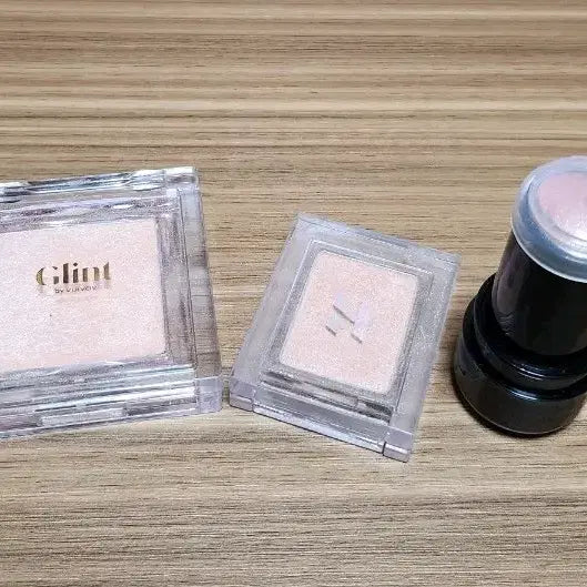 [BUNJANG] Glint Peach Moon Highlighter + Holika Holika Bebe Shadow + Rainbow Mansion Gem Stick Bundle / [사용감있음]글린트 하이라이터 05피치문+ 베베 [+무지개멘션] 일괄
