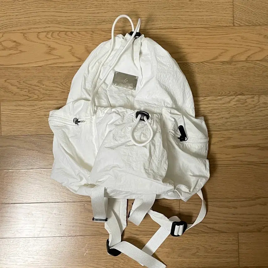 [BUNJANG] Sebol Backpack White / 샐볼 백팩 화이트