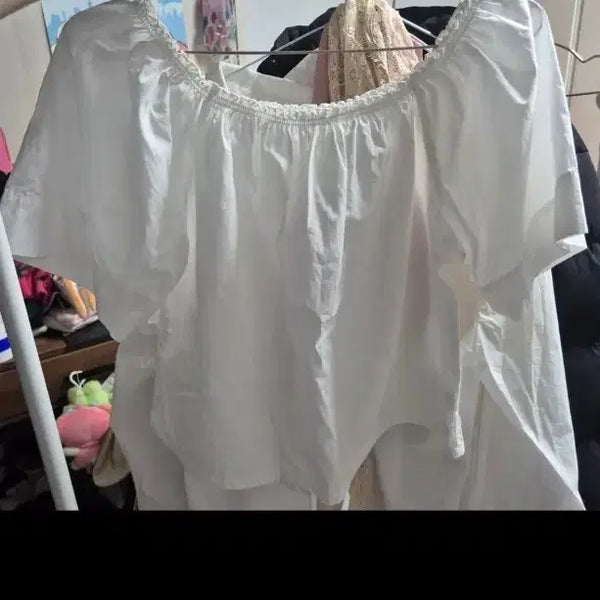 [BUNJANG] Off-Shoulder Short Sleeve Blouse / 오프숄더 반팔 블라우스